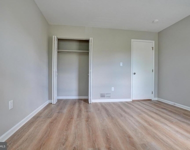 1732 Rosewood Court - Photo Thumbnail 20