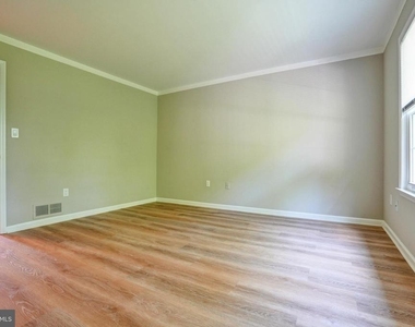 1732 Rosewood Court - Photo Thumbnail 12