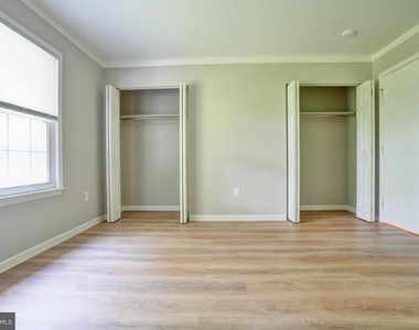 1732 Rosewood Court - Photo Thumbnail 13