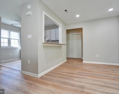 1732 Rosewood Court - Photo Thumbnail 8