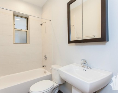 847 W Wellington - Photo Thumbnail 3