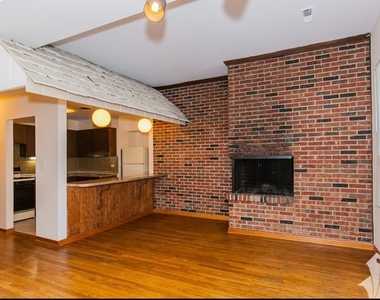 873 W Lill Ave - Photo Thumbnail 2