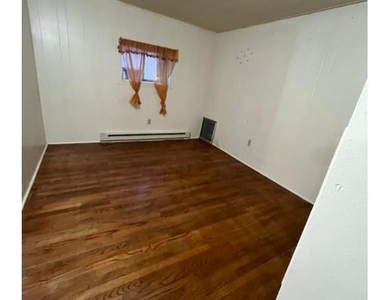 129 E High Street - Photo Thumbnail 8