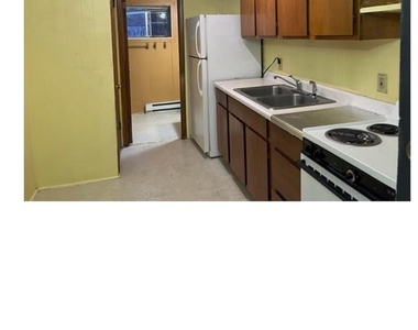 129 E High Street - Photo Thumbnail 9