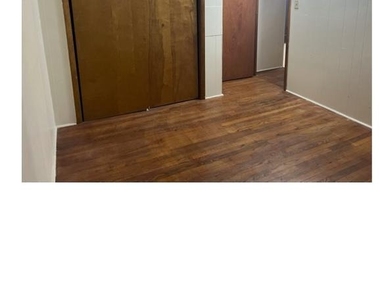 129 E High Street - Photo Thumbnail 7