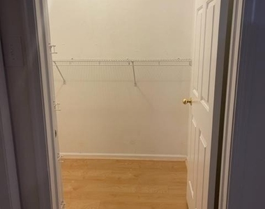2205 Foxmeadow Drive - Photo Thumbnail 17