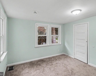 308 Walnut Street - Photo Thumbnail 17