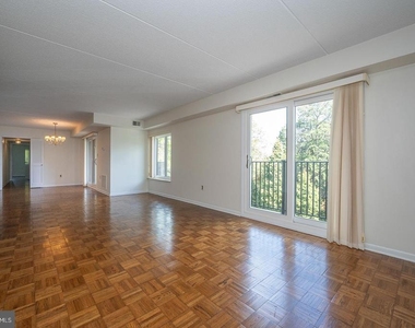 260 W Montgomery Avenue - Photo Thumbnail 11