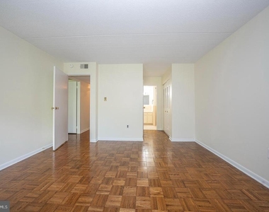 260 W Montgomery Avenue - Photo Thumbnail 19