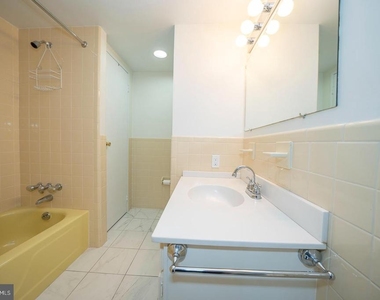 260 W Montgomery Avenue - Photo Thumbnail 26