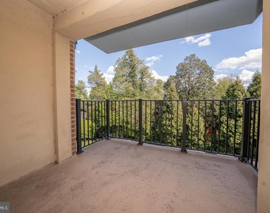 260 W Montgomery Avenue - Photo Thumbnail 15