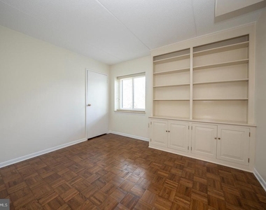 260 W Montgomery Avenue - Photo Thumbnail 24
