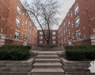 947 W Cornelia - Photo Thumbnail 1