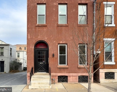 11 E Walnut Street - Photo Thumbnail 16