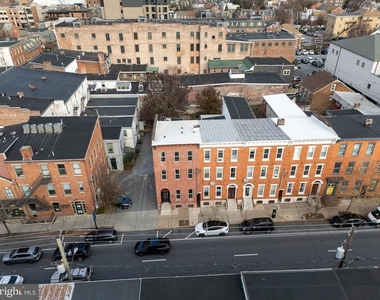 11 E Walnut Street - Photo Thumbnail 18