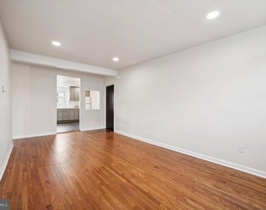 717 W Macdade Boulevard - Photo Thumbnail 7