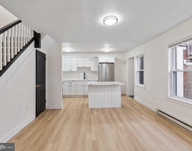1118 Brown Street - Photo Thumbnail 1