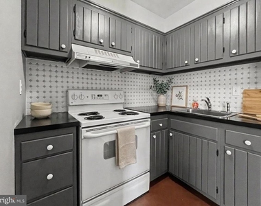 408 W Lafayette Street - Photo Thumbnail 2