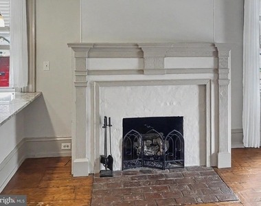 428 N Church Street - Photo Thumbnail 8