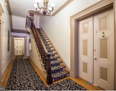 428 N Church Street - Photo Thumbnail 5