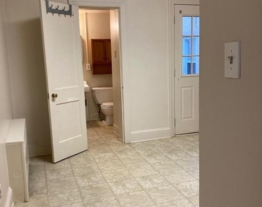 206 W Gay Street - Photo Thumbnail 5