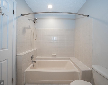 344 Brigade Court - Photo Thumbnail 35