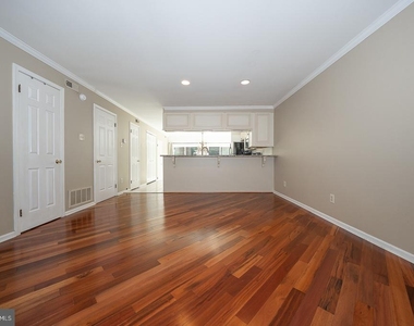 344 Brigade Court - Photo Thumbnail 6
