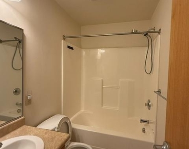 99 Hot Point Avenue - Photo Thumbnail 11
