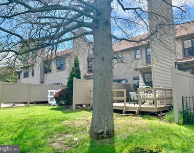 305 Marten Road - Photo Thumbnail 29