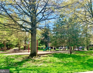 305 Marten Road - Photo Thumbnail 35