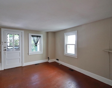 39 Moran Avenue - Photo Thumbnail 2