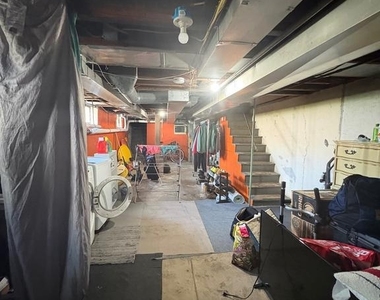 314 W 4th Street - Photo Thumbnail 15