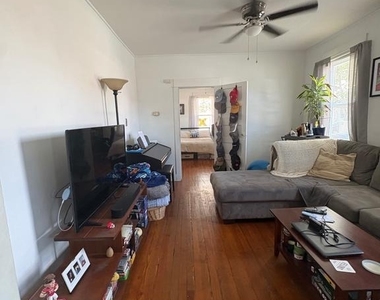 314 W 4th Street - Photo Thumbnail 11