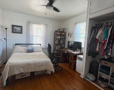 314 W 4th Street - Photo Thumbnail 13
