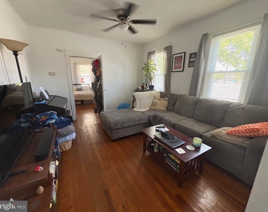 314 W 4th Street - Photo Thumbnail 7