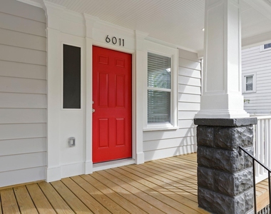 6011 44th Avenue - Photo Thumbnail 2
