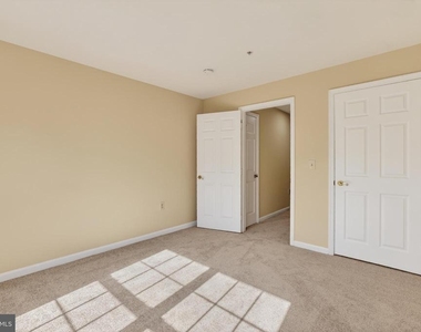 6630 Lake Park Drive - Photo Thumbnail 22