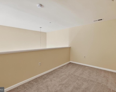 6630 Lake Park Drive - Photo Thumbnail 24