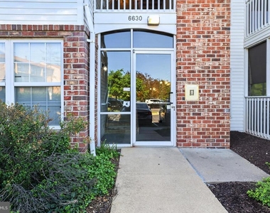 6630 Lake Park Drive - Photo Thumbnail 1