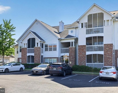6630 Lake Park Drive - Photo Thumbnail 34