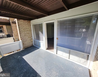 554 Wilson Bridge Drive - Photo Thumbnail 17