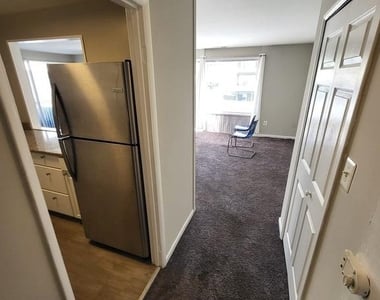 554 Wilson Bridge Drive - Photo Thumbnail 1