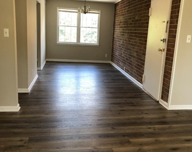 6018 Westchester Drive - Photo Thumbnail 11