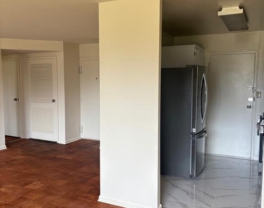 3450 Toledo Terrace - Photo Thumbnail 6