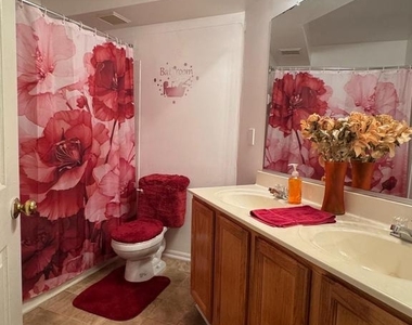 13900 Farnsworth Lane - Photo Thumbnail 13