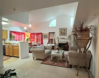 13900 Farnsworth Lane - Photo Thumbnail 16
