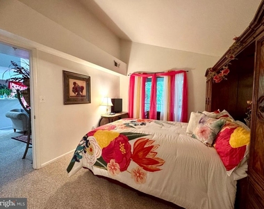 13900 Farnsworth Lane - Photo Thumbnail 8