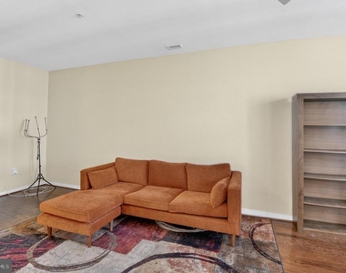6506 America Boulevard - Photo Thumbnail 4