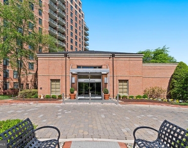 11700 Old Georgetown Road - Photo Thumbnail 26