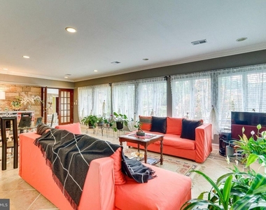 8212 Old Georgetown Road - Photo Thumbnail 21